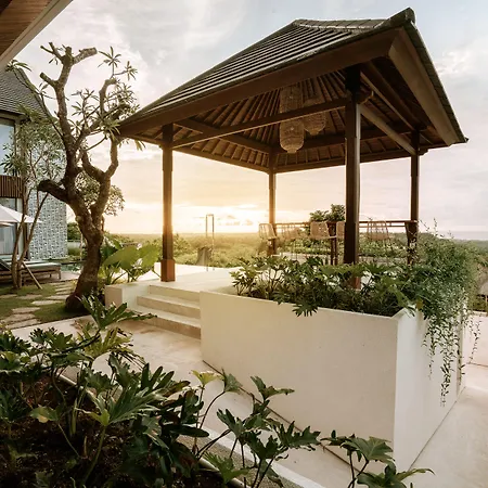 One Degree Sunset Hill Leisure