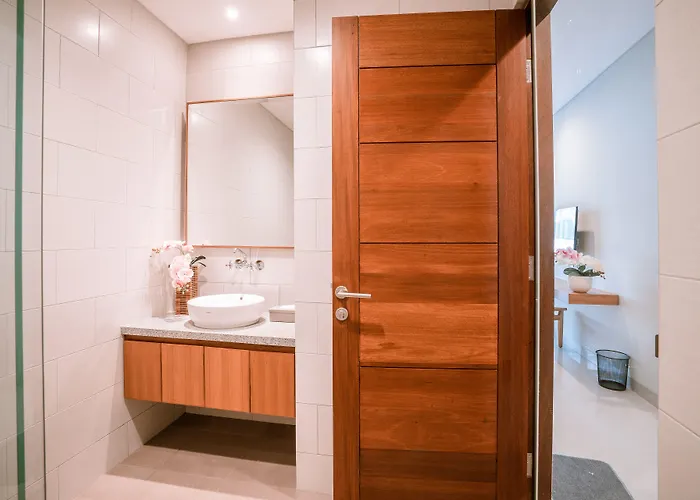 One Degree Sunset Hill Leisure Улувату